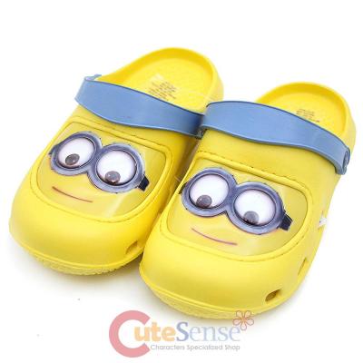 Despicable Me Minion Youth Glogs Slipper Sandals with Googly Eyes - Medium